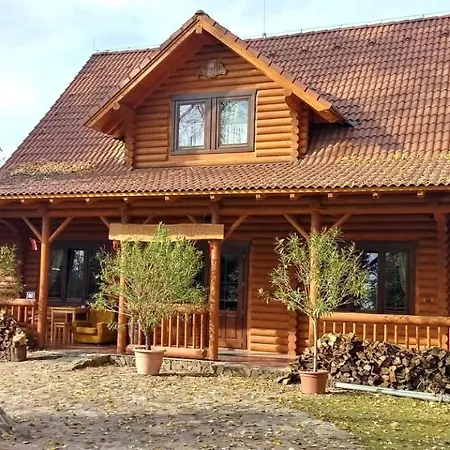 Dom árgyélus - árgyélus Ház - Fesztypark 3*