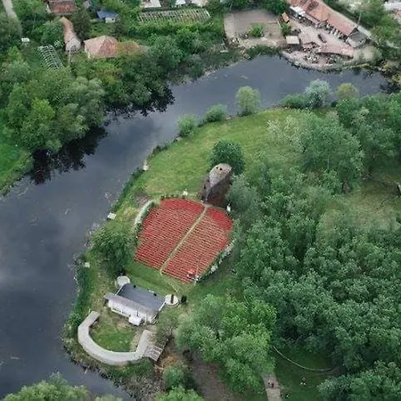 Vendégház Dom árgyélus - árgyélus Ház - Fesztypark Martovce